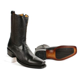 Pair of Genuine deer boots feature a rich full-grain leather finish paired with beautiful detailing for durability and character