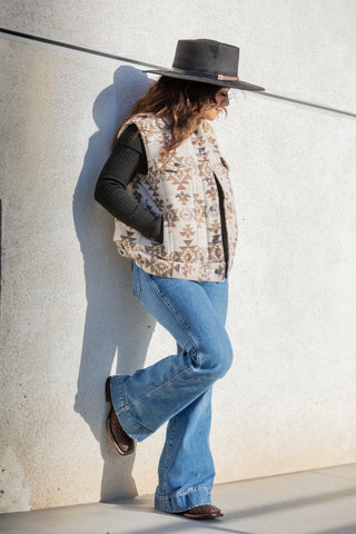 Hooey Ladies Sherpa Vest Cream w/ Tan Aztec Print