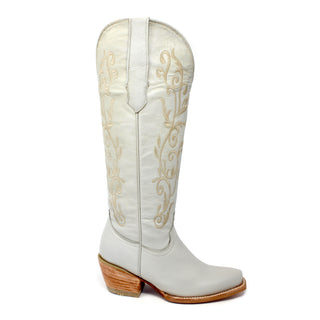 Side view of Artillero women’s pearl cowboy boot with 16 inch shaft, embroidery, snip toe, and 2.5 inch heel