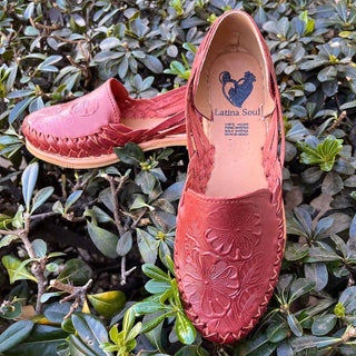 "Isabella" Women's Floral Huaraches - Chestnut