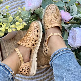 "Rosi" Women's Rose Huaraches - Natural