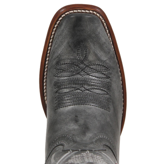 Los Altos Dubai toe boots rustic black vintage finish close up toe stitching