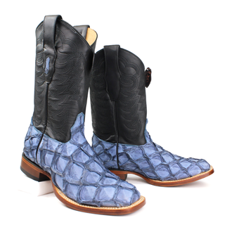Los Altos Exotic PIraruccu  fish boots staggered view