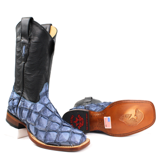 Los Altos Exotic PIraruccu  fish boots sole view