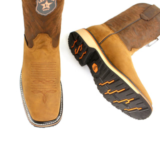 Close up sole and toe cap of Los Altos men’s Honey leather square toe Western work boot with stitched shaft and rugged sole