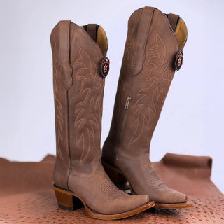 Pair of Los Altos women’s chocolate leather western boots