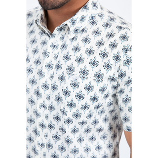 Mens Short Sleeve Modern Fit Stretch Wild Horses Print Shirt- White