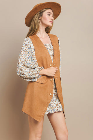 Women’s Western Tan Faux Suede Vest, medium length side profile