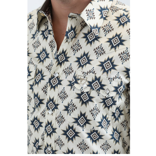Men's Western Modern Fit Cotton/Spandex Long Sleeve Shirt with Snaps- close up view 