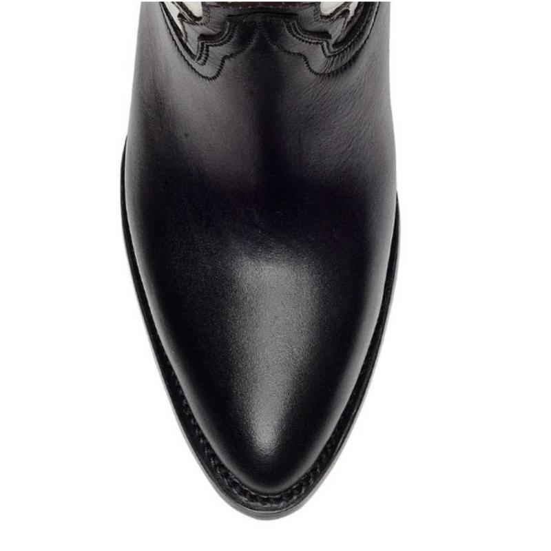 Oval Toe