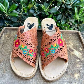 "Rosarita" Women's Flower Sandals - Honey
