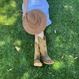 Bandoleros Girasol Wide Square Toe Cowgirl Boots